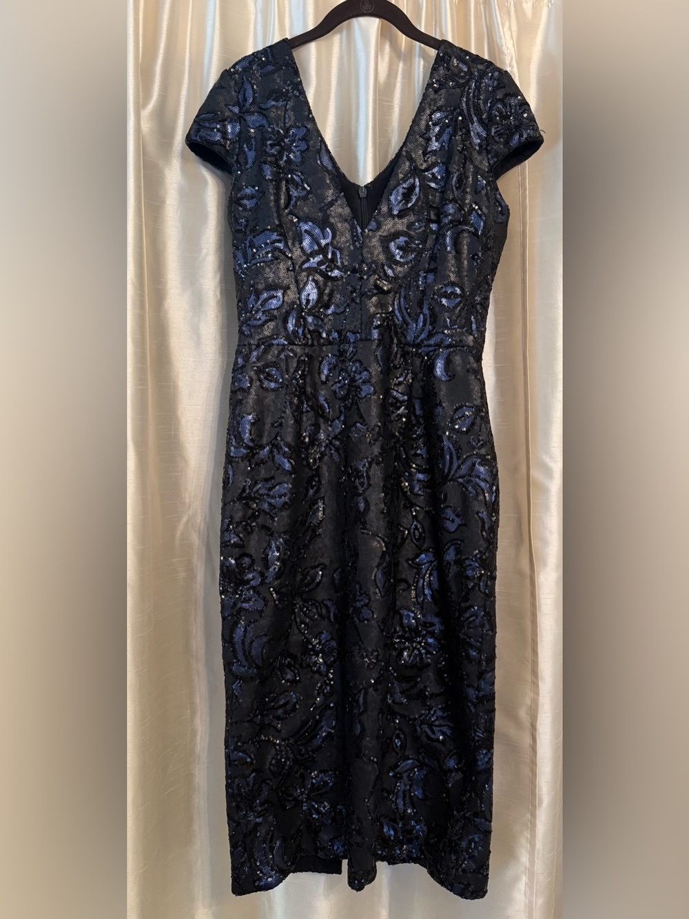 Dress the Population Allison Sequin Midi Dress Black Blue Size Large EUC - Picture 15 of 17
